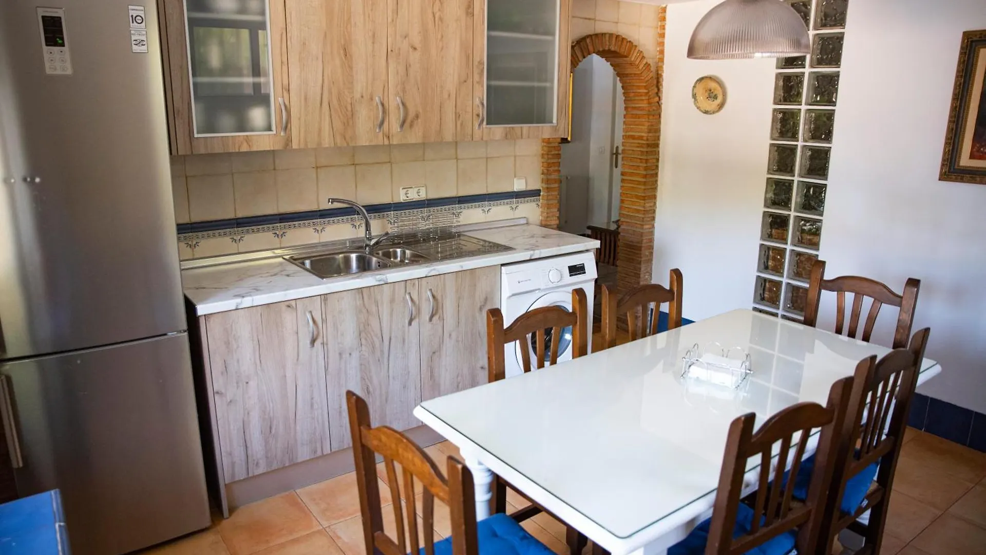 Casa Armonia 0*, ثينيس ذي لا فيغا